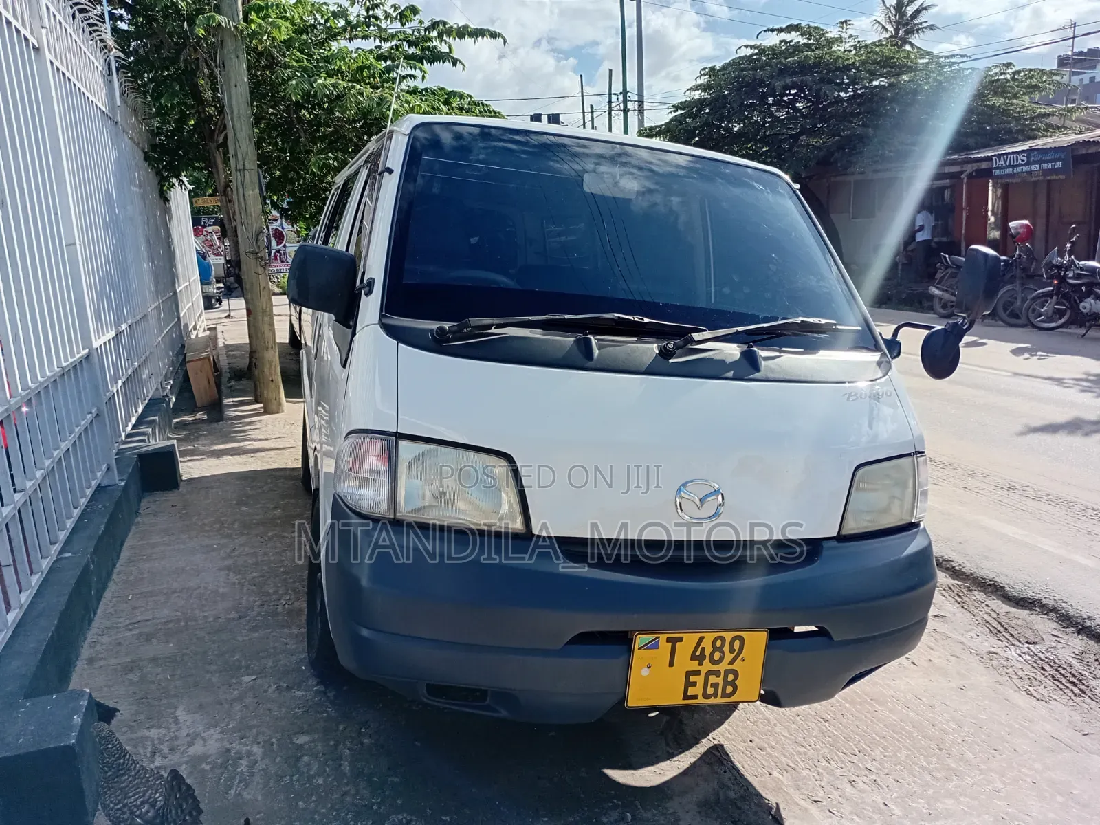 Mazda Bongo 2012 White