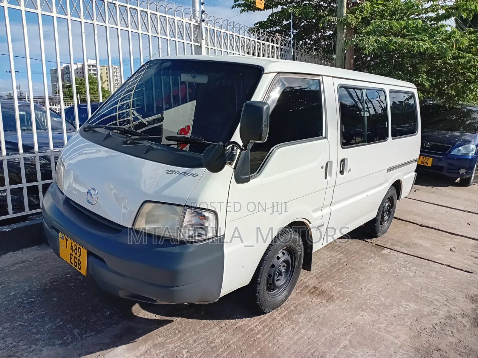 Mazda Bongo 2012 White