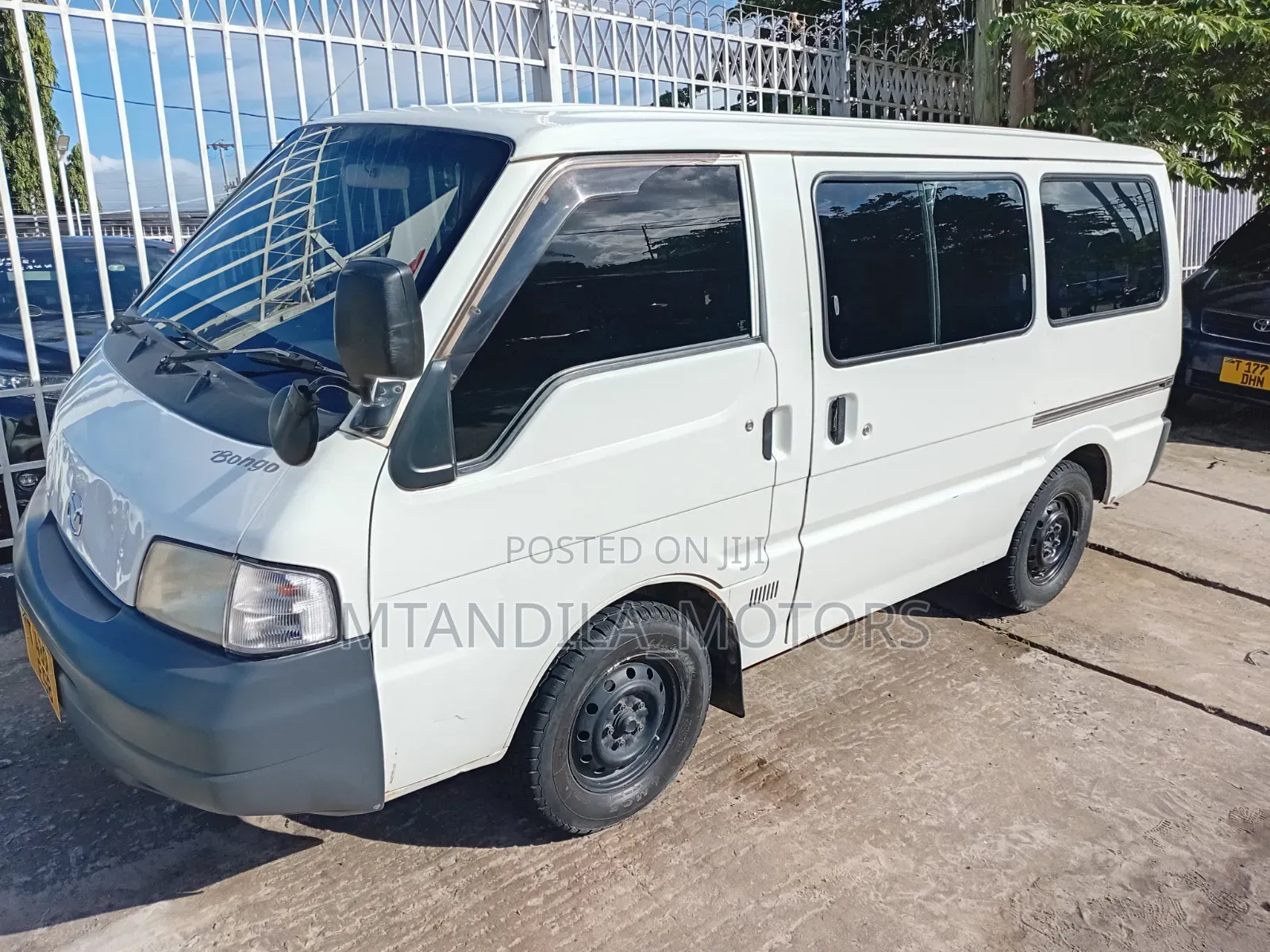 Mazda Bongo 2012 White