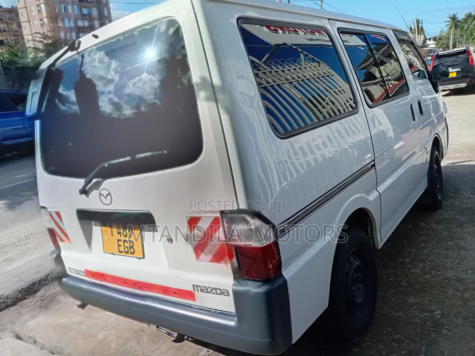Mazda Bongo 2012 White