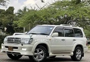 Toyota Land Cruiser 1999 White