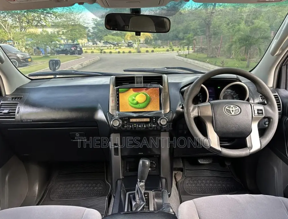 Toyota Land Cruiser Prado 2009 Black