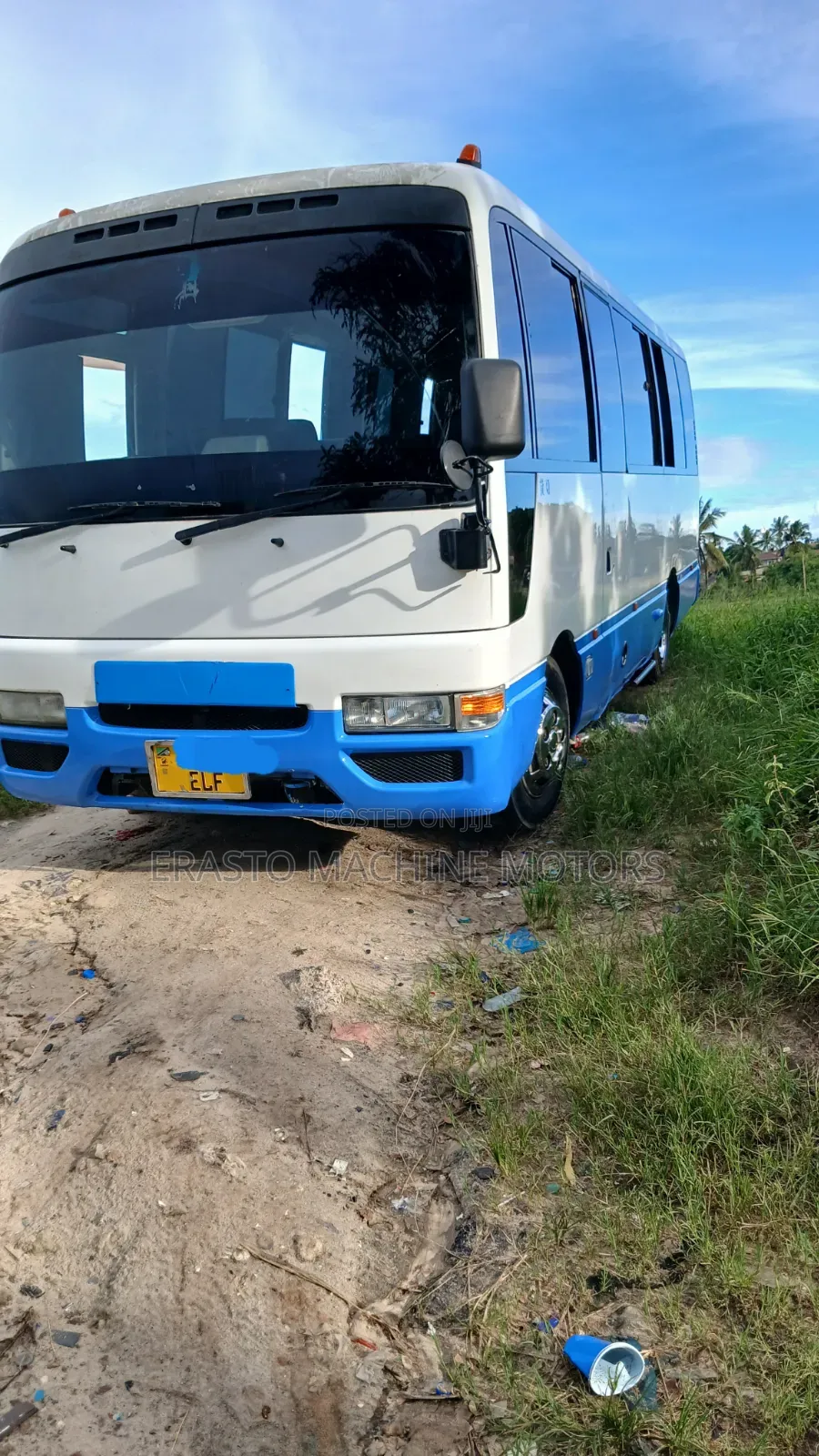 Nissan Civilian 2003 White