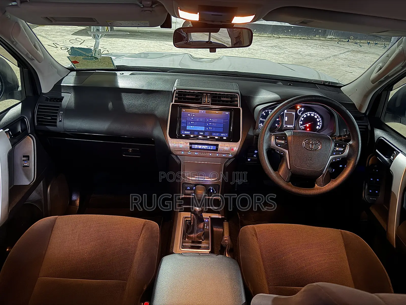 Toyota Land Cruiser Prado 2.8 2019 White