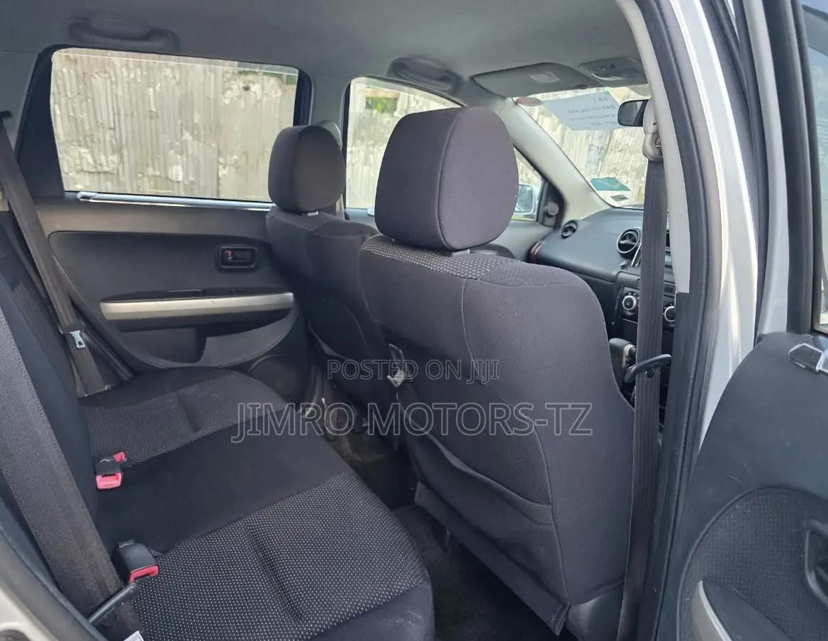 Toyota IST 2005 Silver