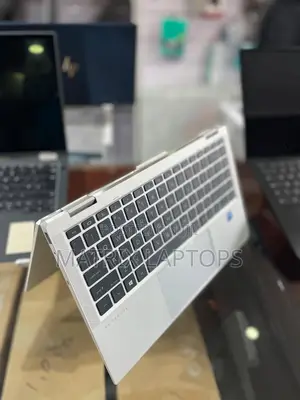 Laptop HP EliteBook 1040 G8 16GB Intel Core i7 SSD 512GB