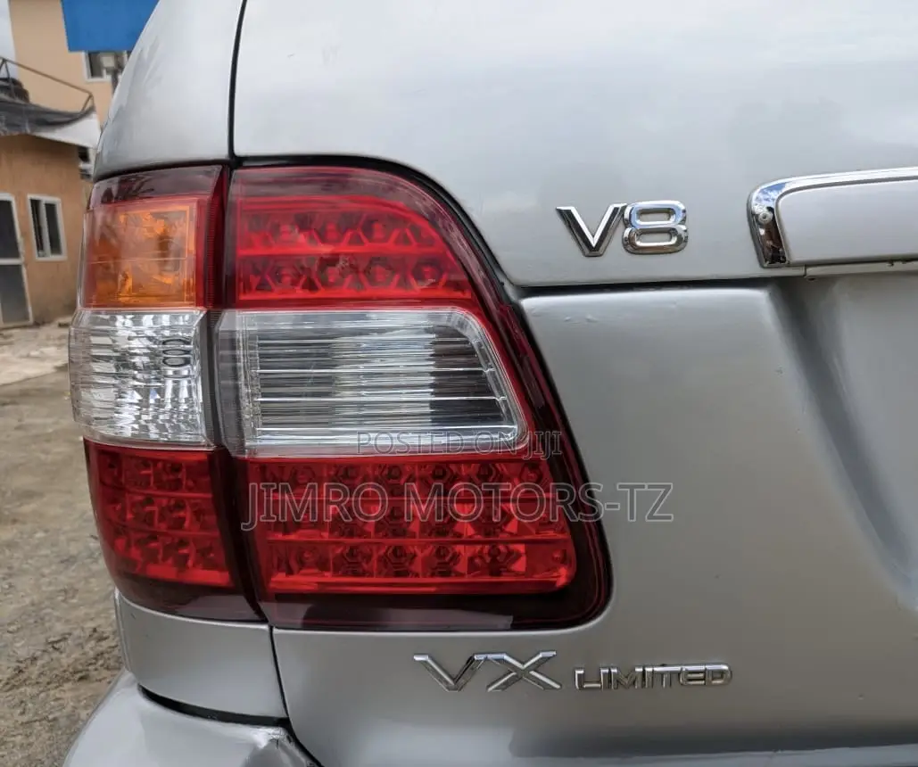 Toyota Land Cruiser 2007 Silver