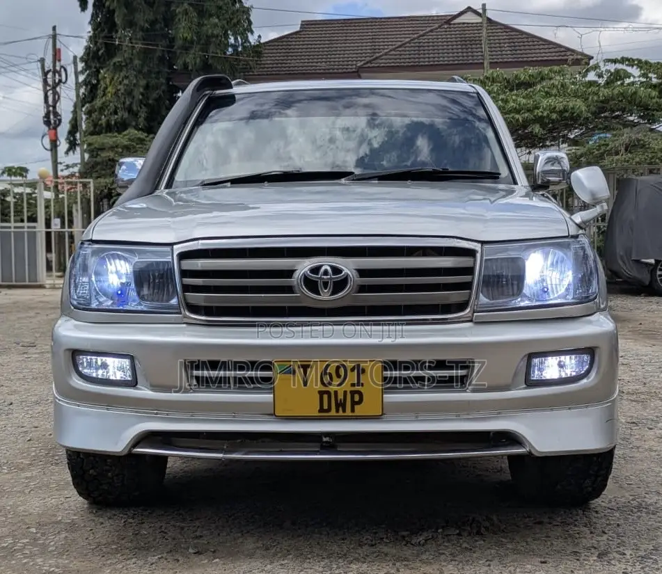 Toyota Land Cruiser 2007 Silver