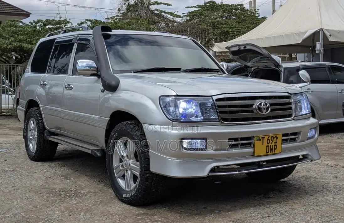 Toyota Land Cruiser 2007 Silver