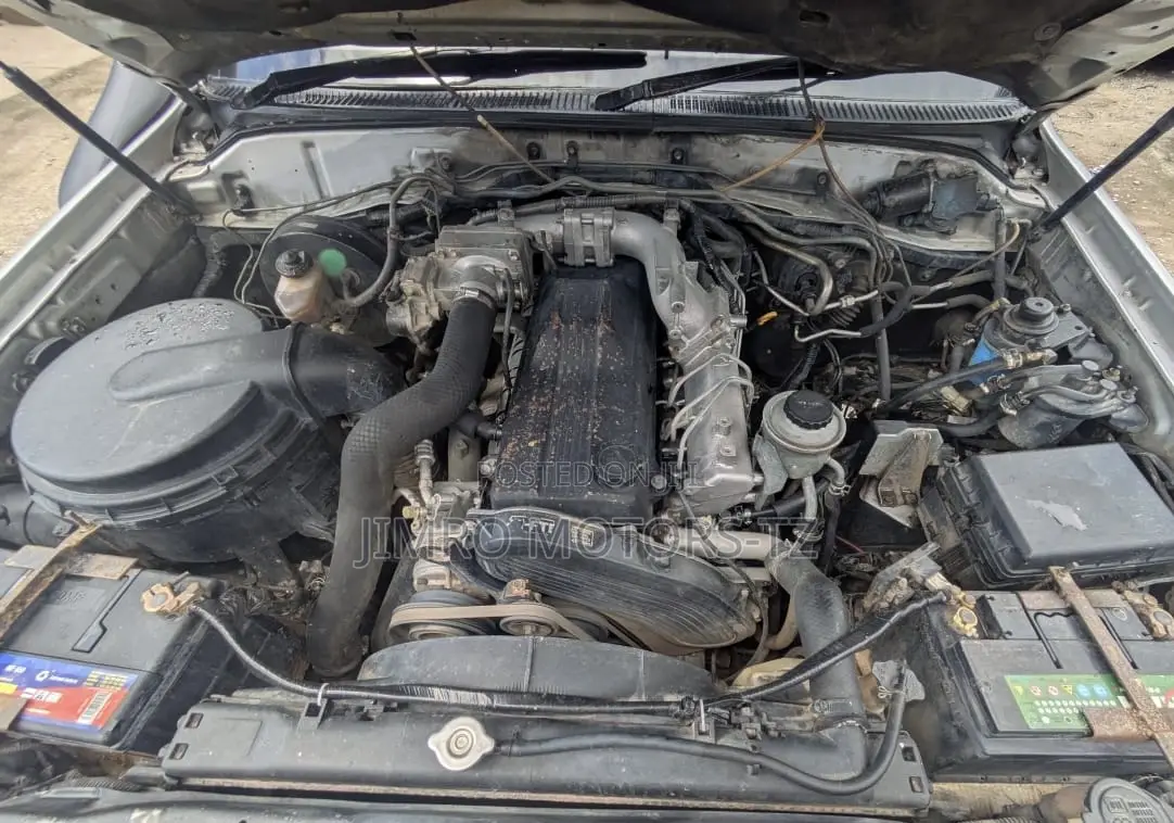 Toyota Land Cruiser 2007 Silver