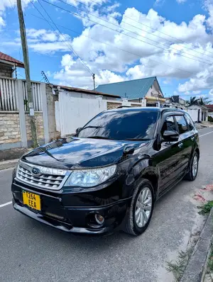 Subaru Forester 2011 Black