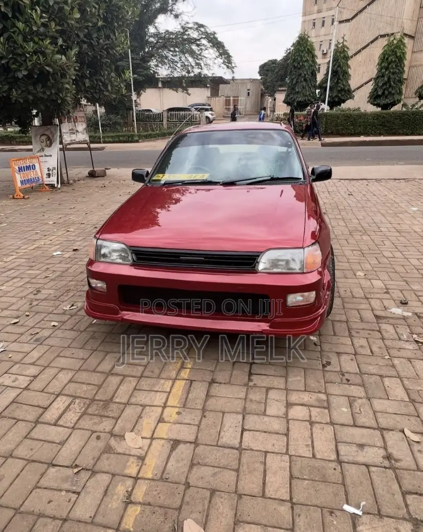 Toyota Starlet 1.0 1982 Maroon