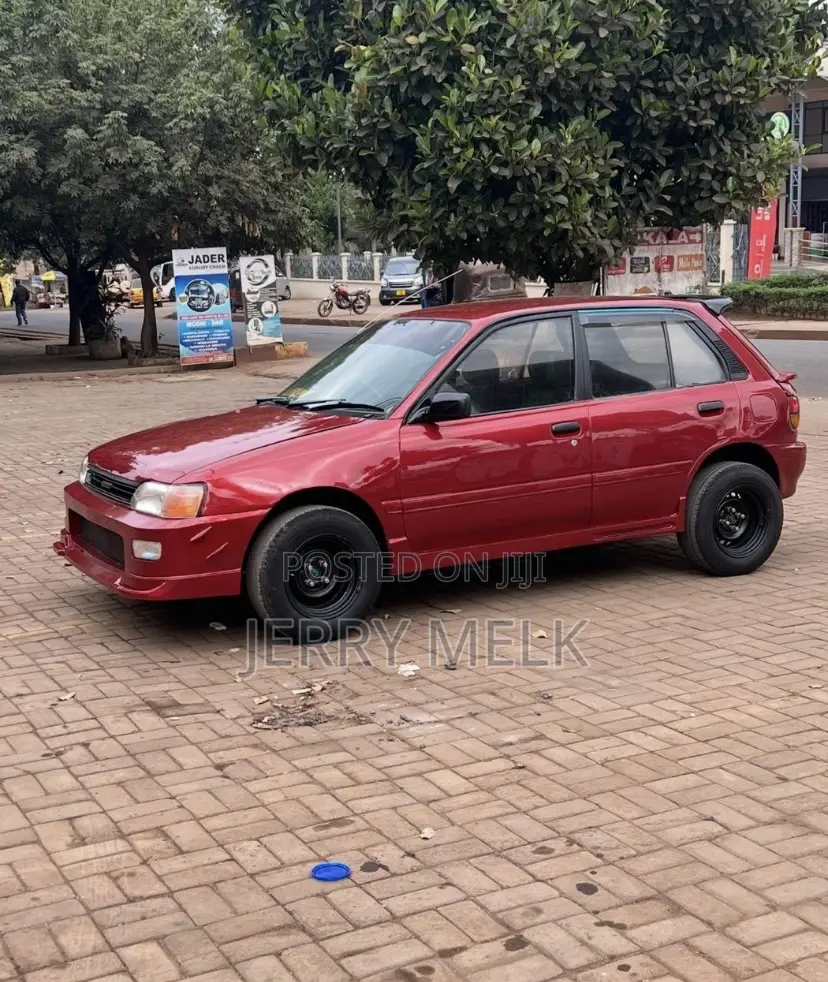 Toyota Starlet 1.0 1982 Maroon