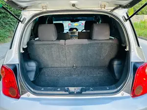 Toyota IST 2004 Silver