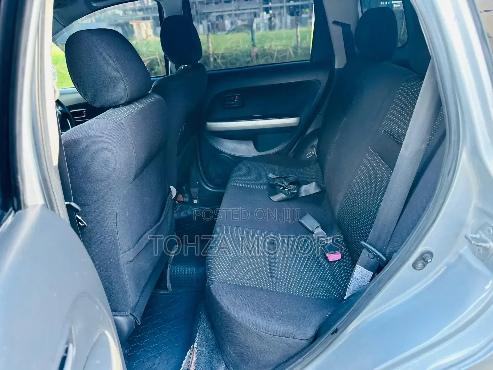 Toyota IST 2004 Silver