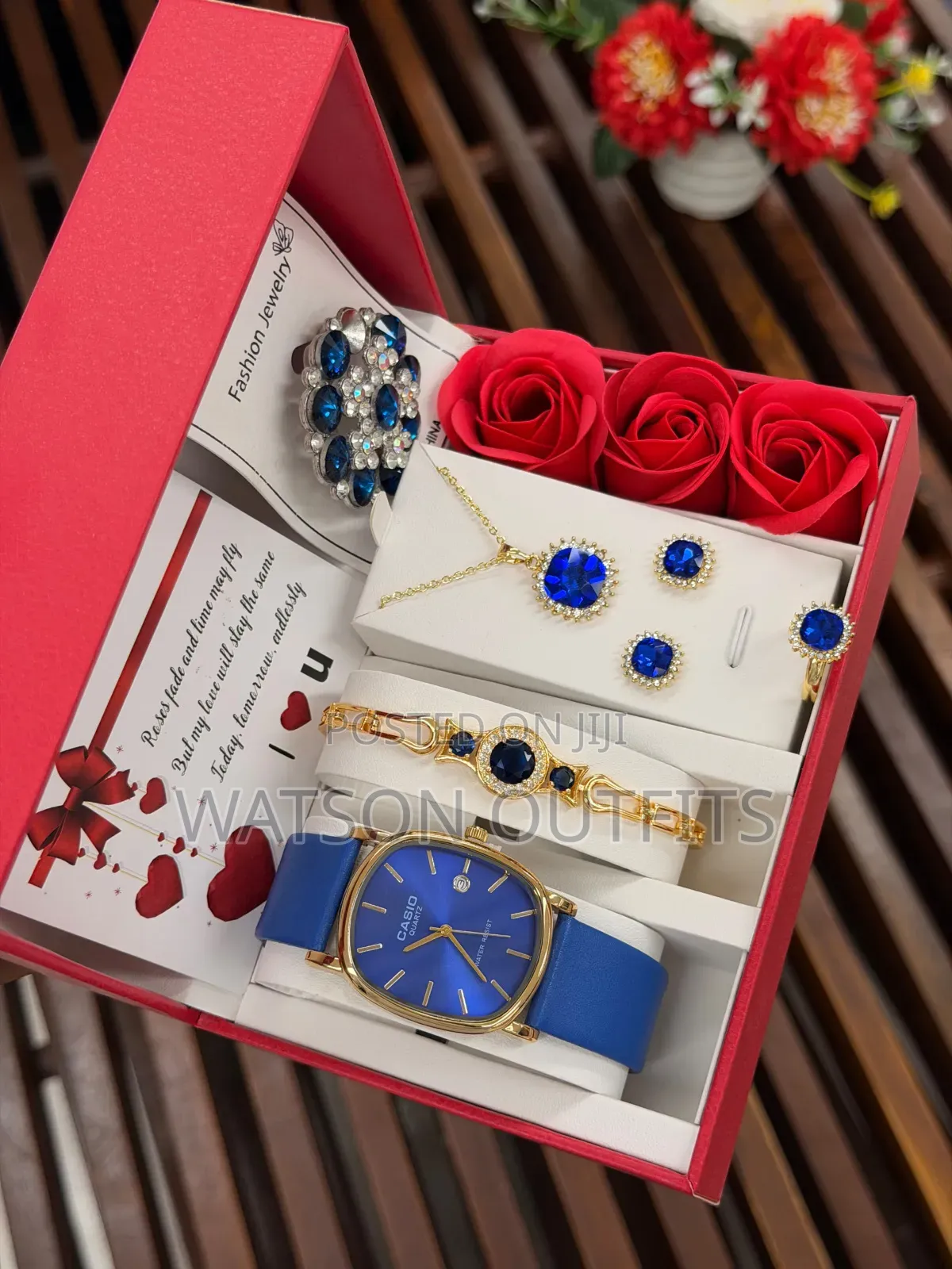 Ladies Combo Watches or Saa Za Kike Na Contents Zake Kwa Gift Purposes