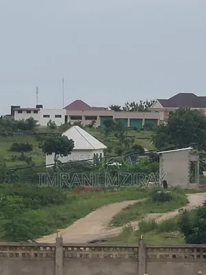 4bdrm House in Goba for sale