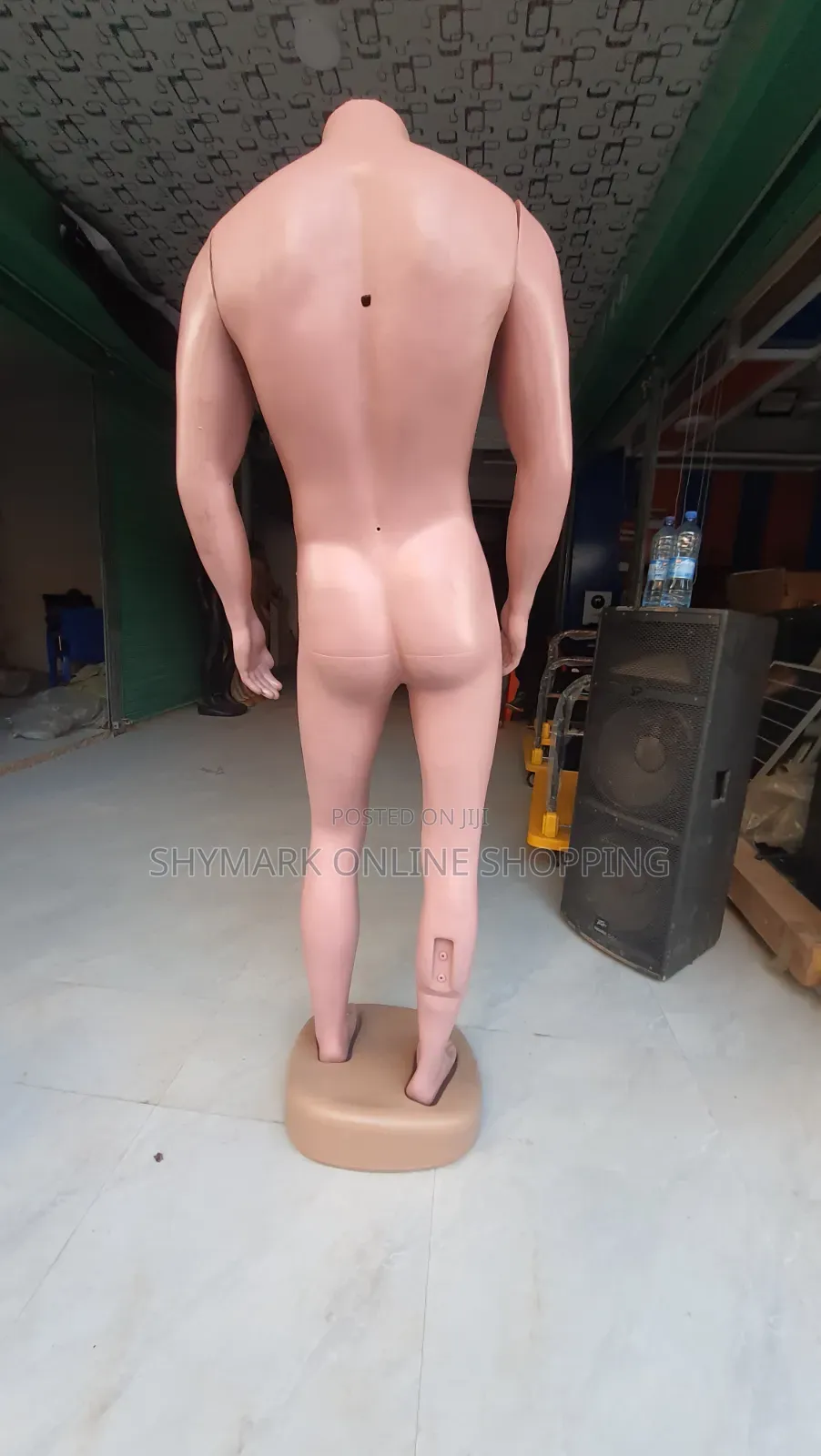 Mdoli Wa Kuuzia Nguo Za Kiume Full Man Neck (White)