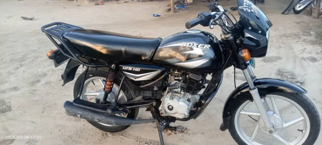 New Bajaj Boxer 125 2025 Black