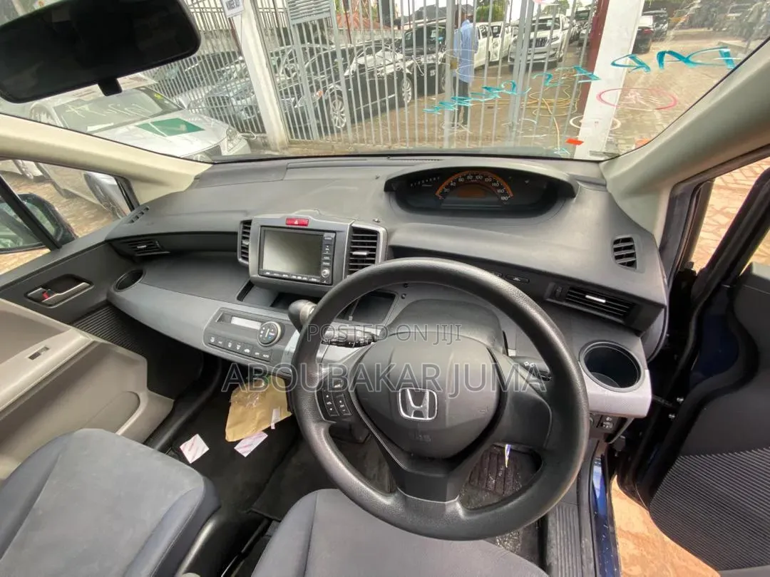 Honda Freed 2009 Blue