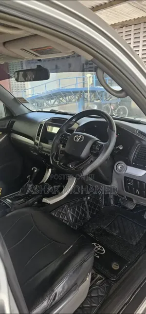 Toyota Land Cruiser Prado 2003 Silver