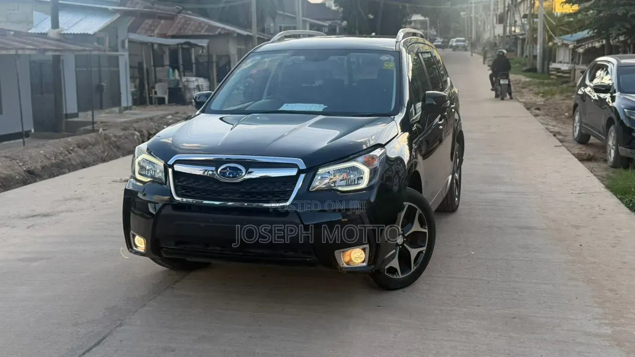 Subaru Forester 2.0XT Premium AWD 2017 Black