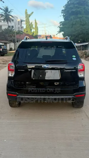 Subaru Forester 2.0XT Premium AWD 2017 Black