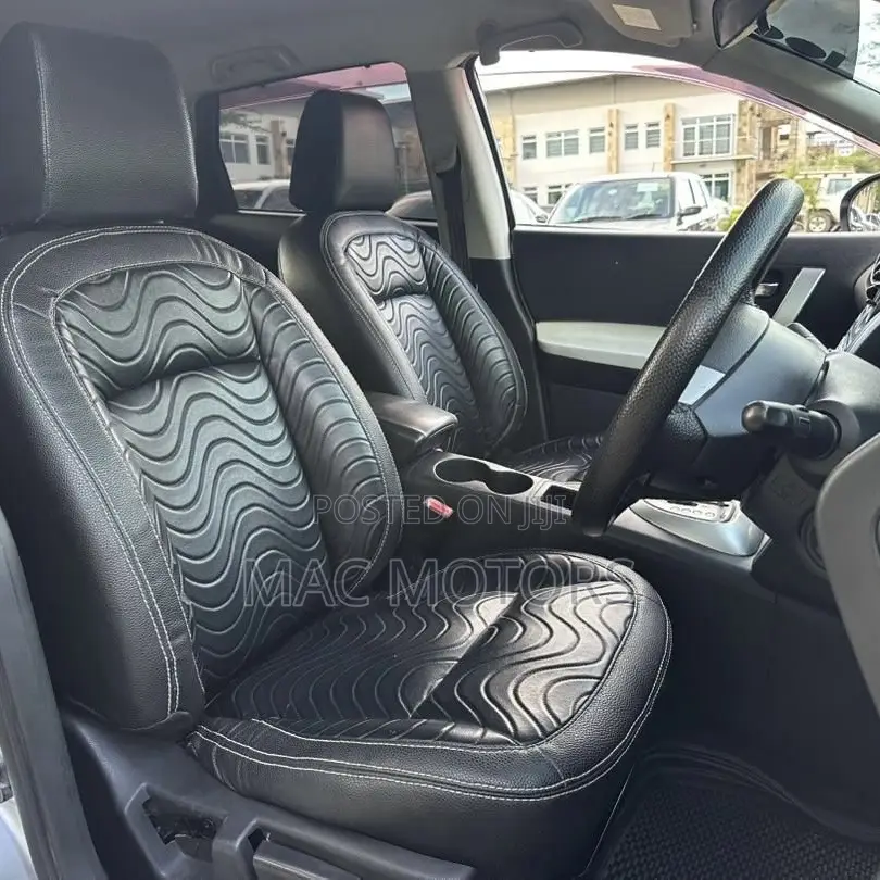 Nissan Dualis 2011 Silver