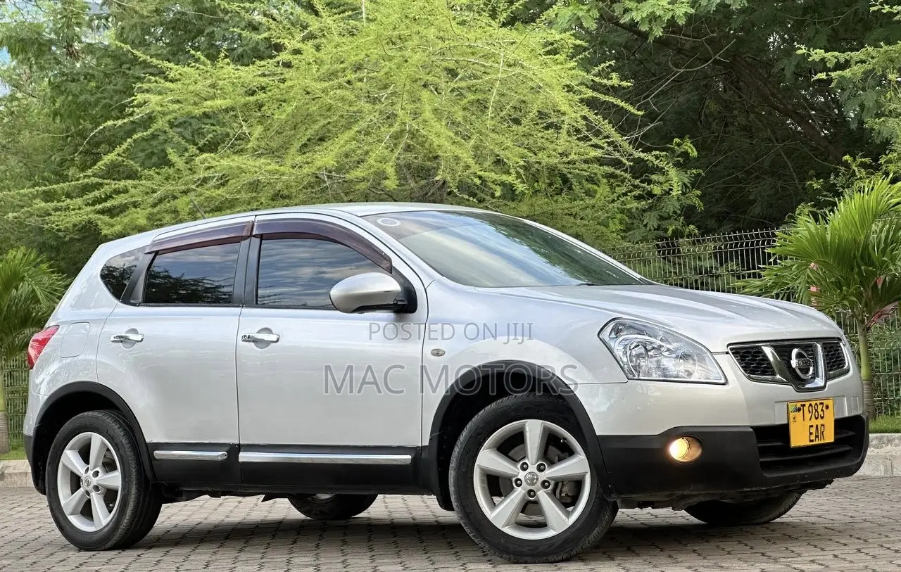 Nissan Dualis 2011 Silver