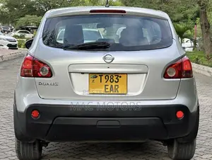 Nissan Dualis 2011 Silver