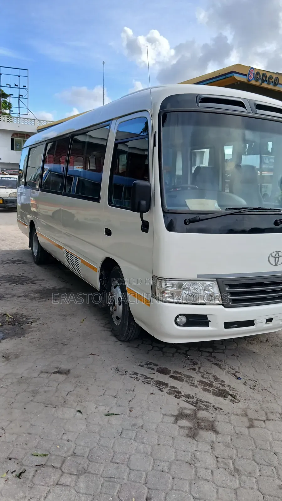 Toyota Coaster 2002 White