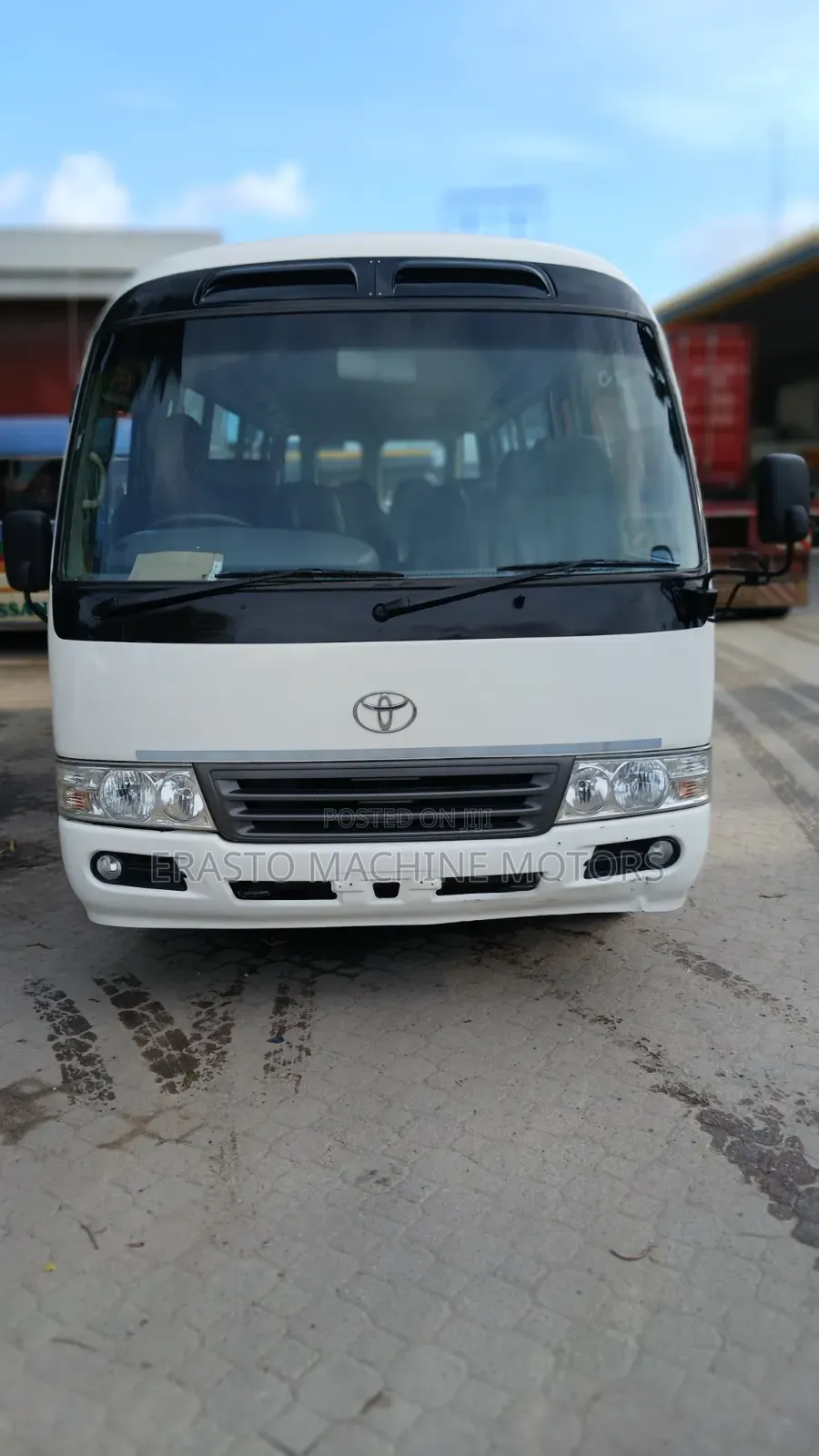 Toyota Coaster 2002 White