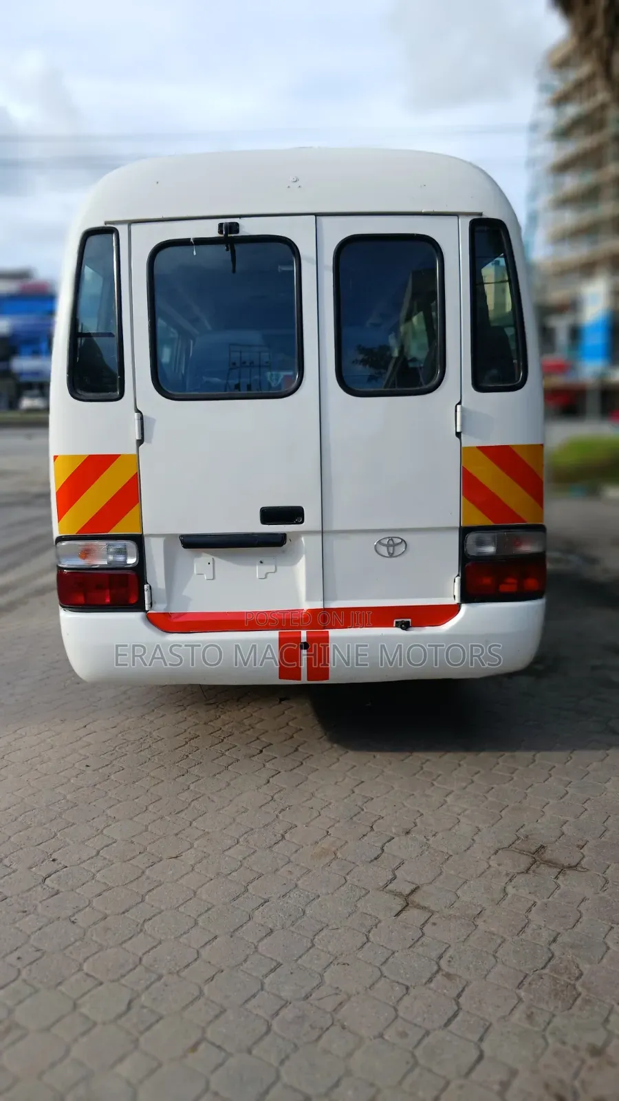 Toyota Coaster 2002 White