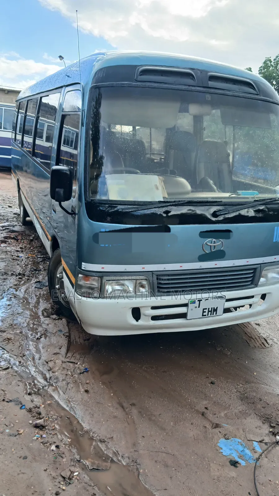 Toyota Coaster 2002 Green