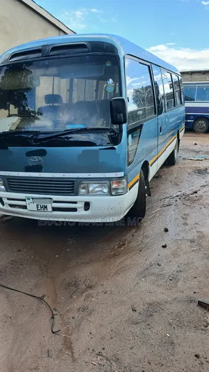 Toyota Coaster 2002 Green