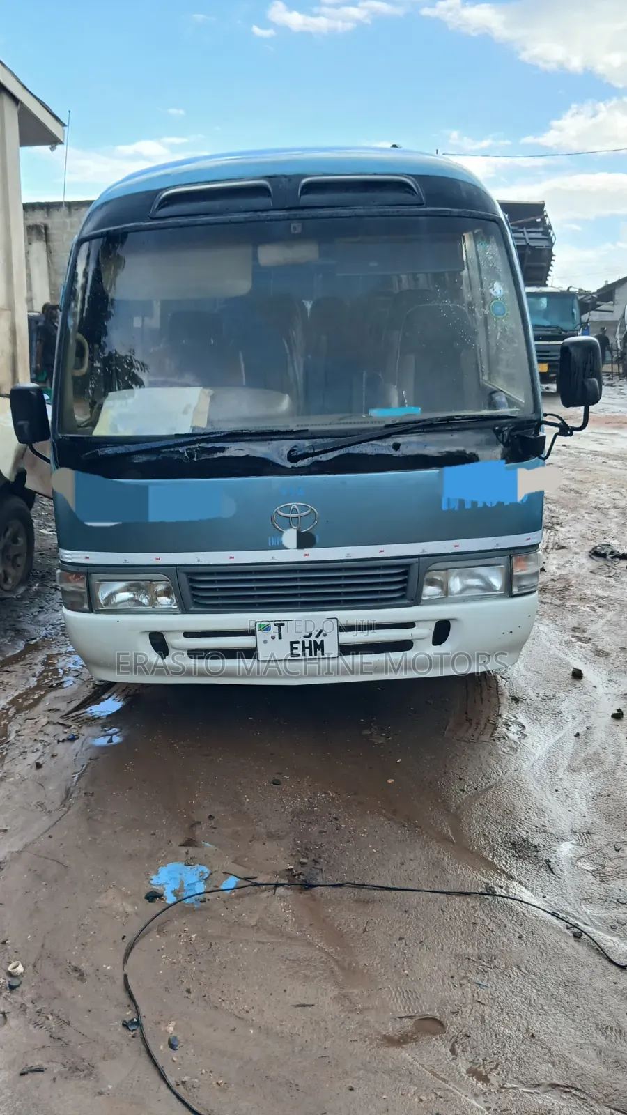 Toyota Coaster 2002 Green