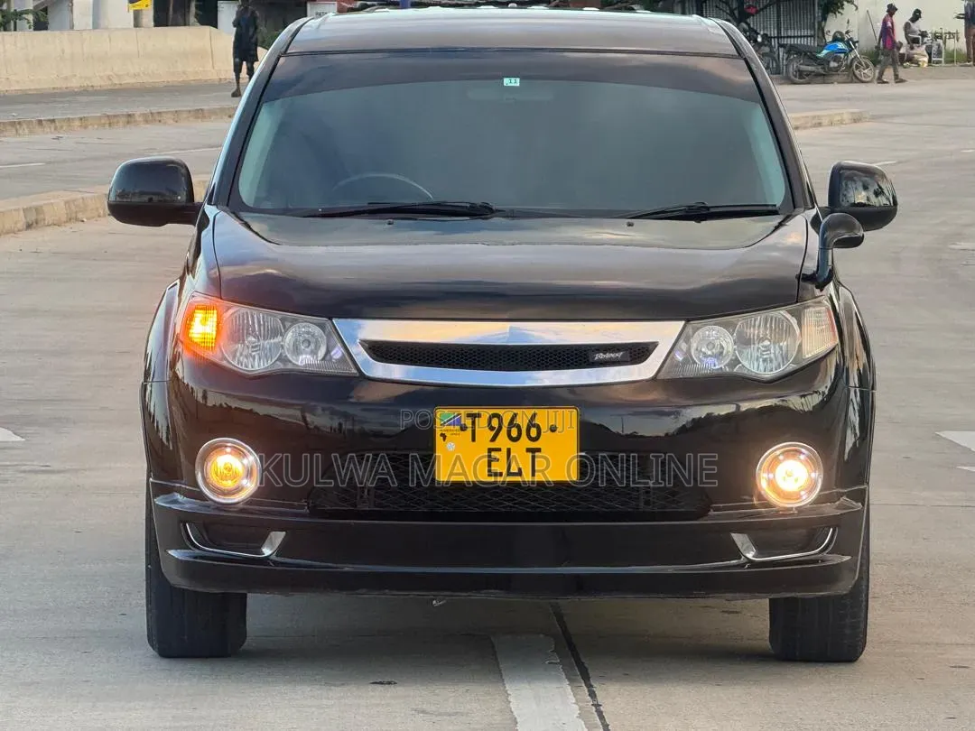 Mitsubishi Outlander 2010 Black
