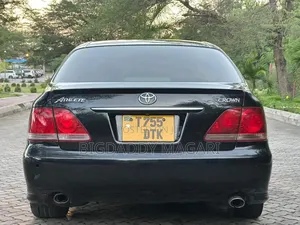 Toyota Crown 2006