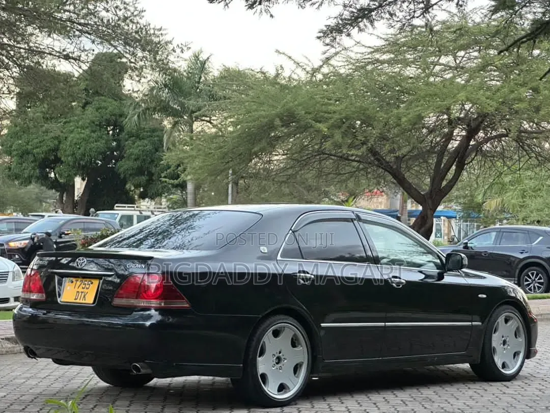 Toyota Crown 2006
