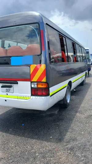 Toyota Coaster 2003 Silver