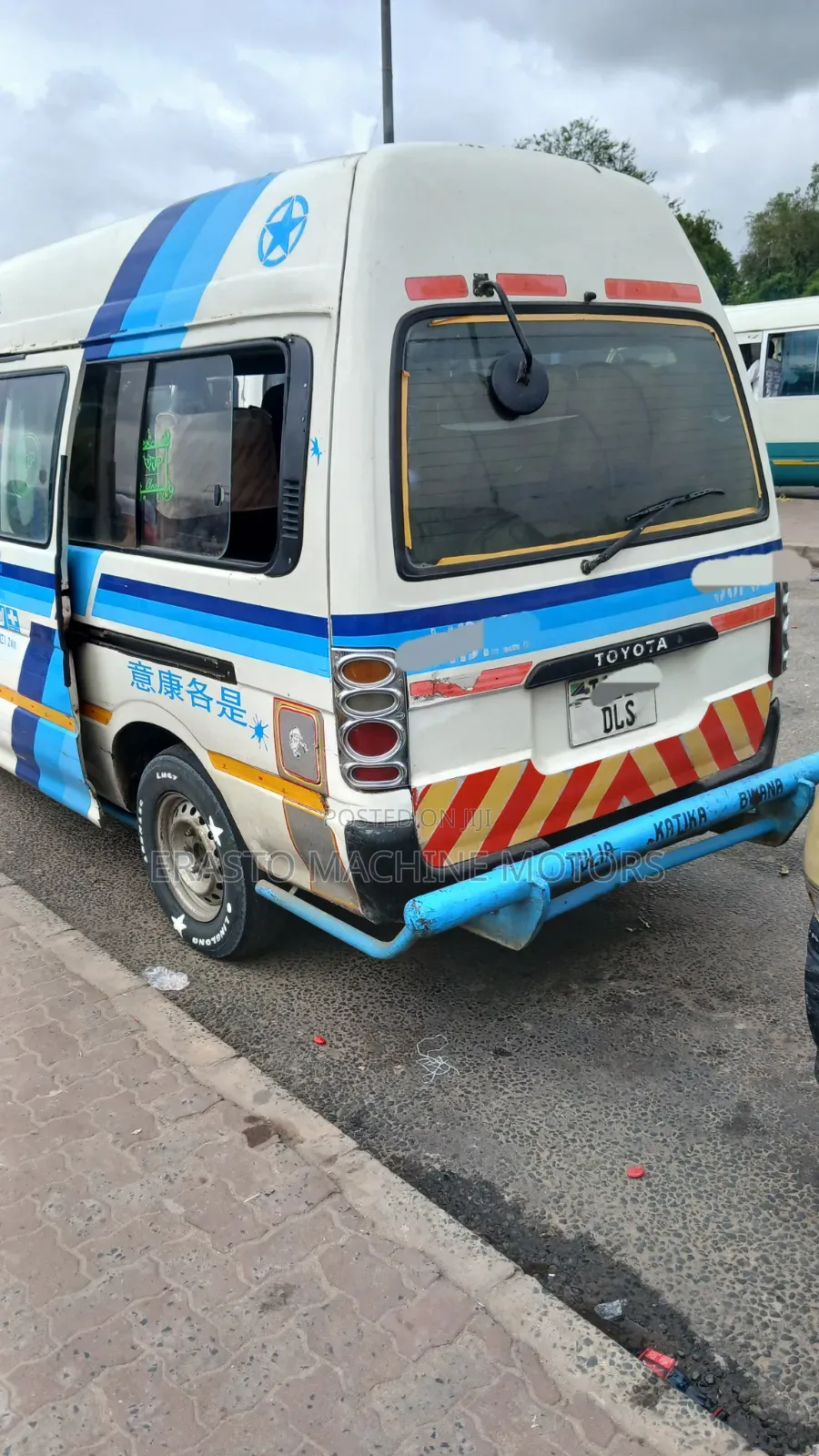 Toyota HiAce 2000