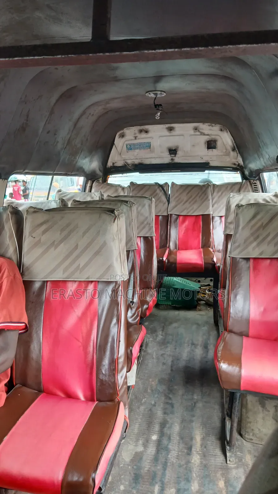Toyota HiAce 2000