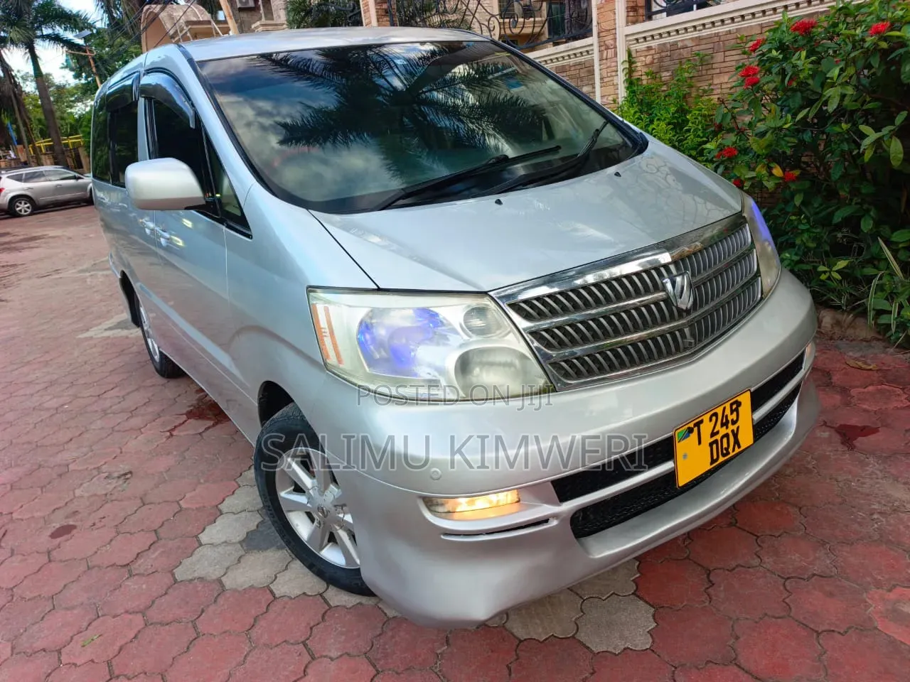 Toyota Alphard 2004 Silver