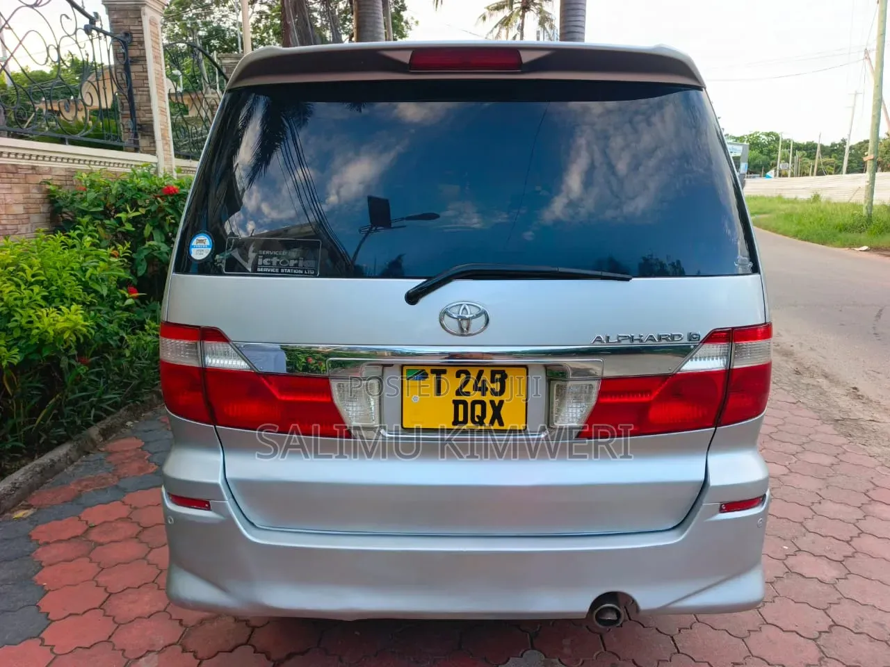 Toyota Alphard 2004 Silver