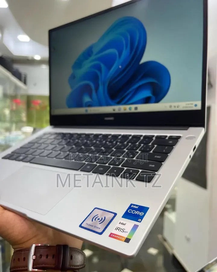 Laptop Huawei Matebook D 15 16GB Intel Core i5 SSHD (Hybrid) 512GB