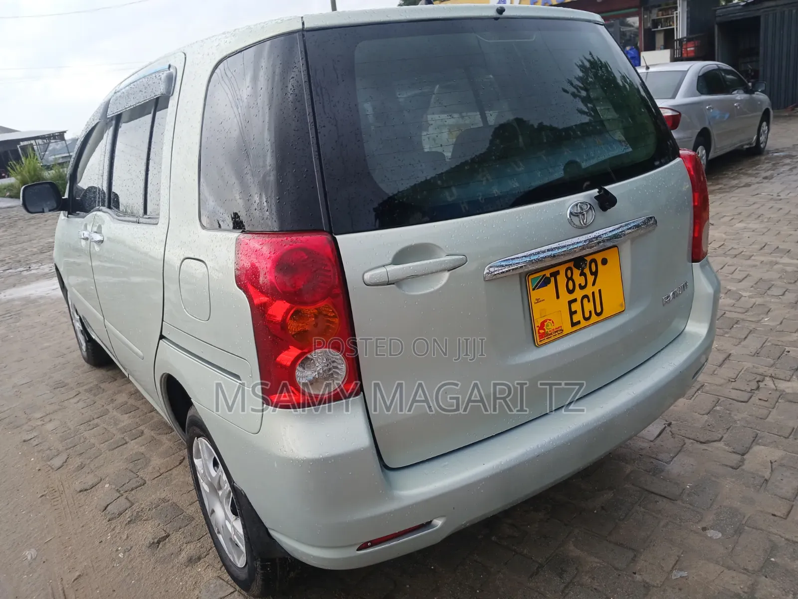 Toyota Raum 1.5 FWD 2003 Silver