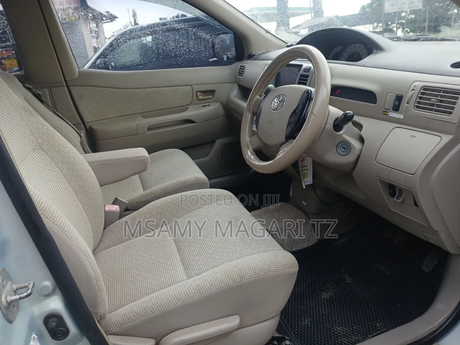 Toyota Raum 1.5 FWD 2003 Silver
