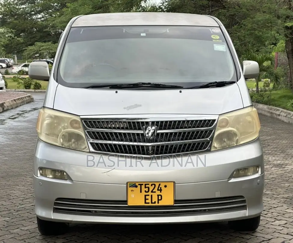 Toyota Alphard 2.4 Petrol FWD 2005 Silver