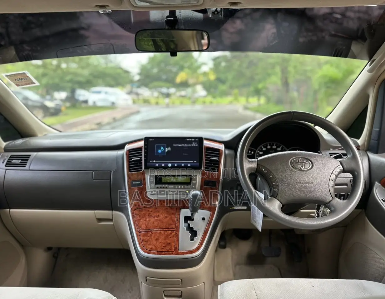 Toyota Alphard 2.4 Petrol FWD 2005 Silver
