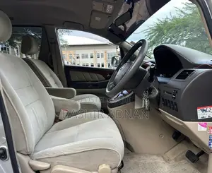 Toyota Alphard 2.4 Petrol FWD 2005 Silver